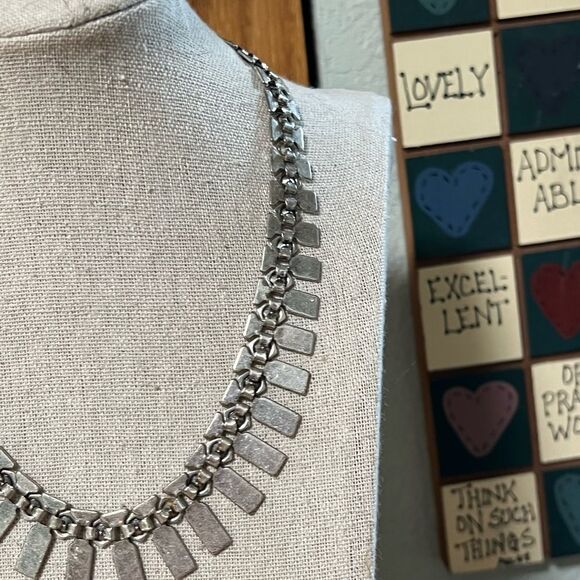 Premier Designs Silver Statement Necklace with Crystal Embellishments PDNK#2 - Picture 6 of 9